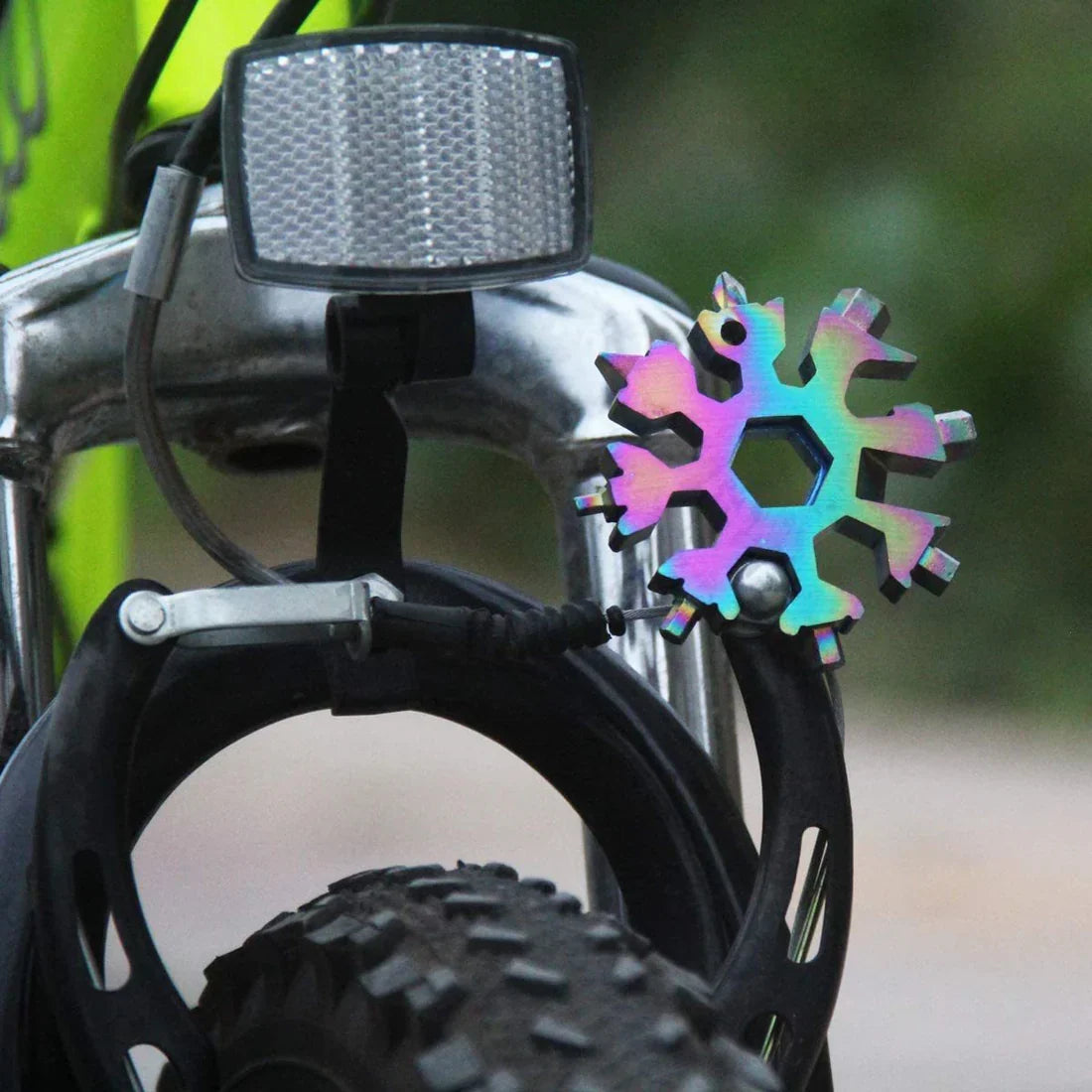 Snowflake Multifunction Tool